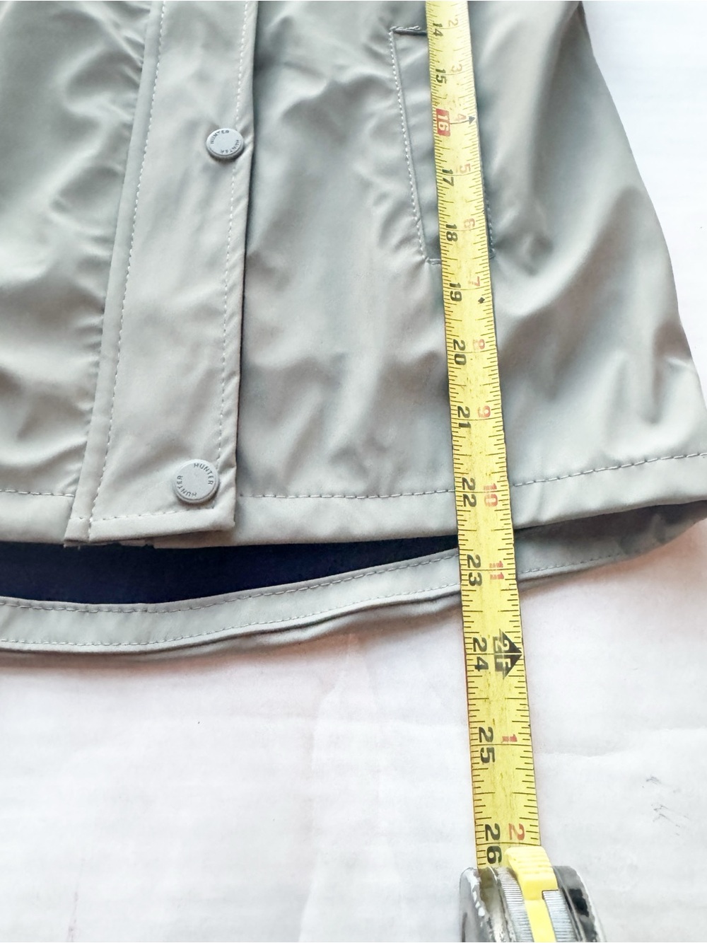 Hunter New Boys Water
Resistant Long
Hooded Rain Jacket in Green size 8Y NWT - Picture 14 of 16